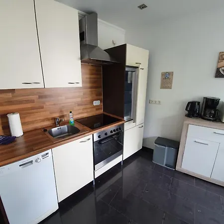 Pension Apartment Burscheid *