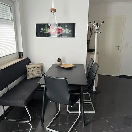 Daire Pension Apartment Burscheid *