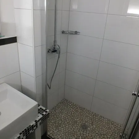 Pension Apartment Burscheid בורשהיד